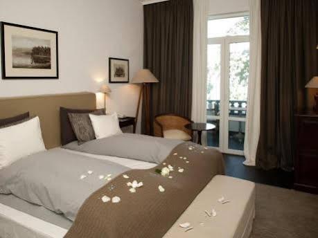 Hotel Oasis 阿尔贝纳 外观 照片