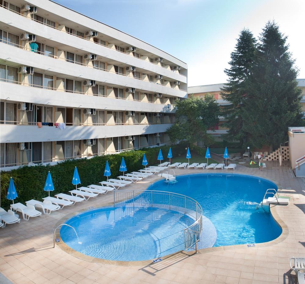 Hotel Oasis 阿尔贝纳 外观 照片