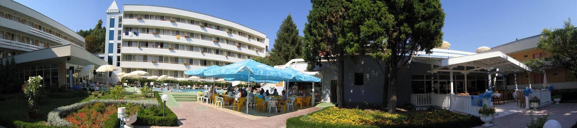 Hotel Oasis 阿尔贝纳 外观 照片
